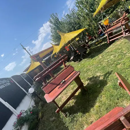 Konukevi Casa Yachi Vama Veche