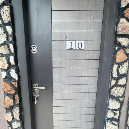 Affittacamere Casa Yachi 3*