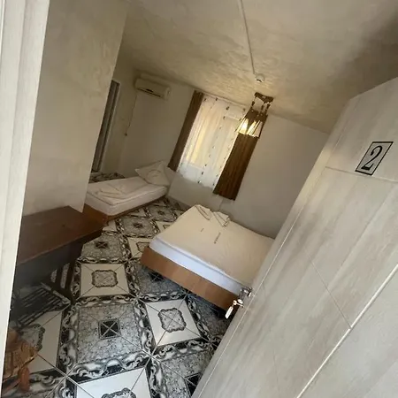 Pensiune Vechea Vamă Casa Yachi Vechea Vamă Casa Yachi 3*