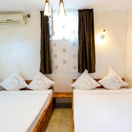 Casa Yachi Vendégház 4*